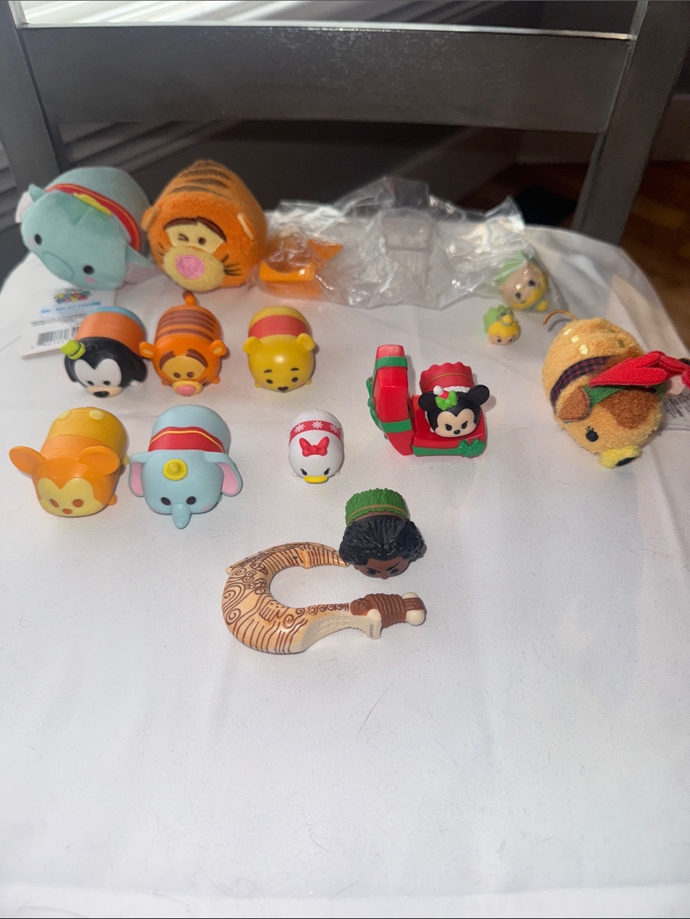 Disney Tsum Tsum Plush and Vinyl lot 13